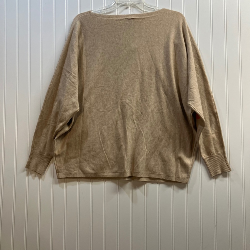 Aaeda Womens XL Floral Applique Oversized Sweater Tan Beige Whimsical Artsy BOHO - Picture 2 of 10